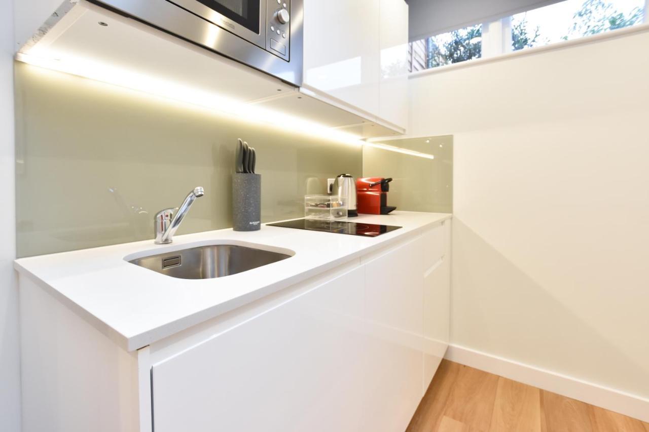 Earls Court East Serviced Apartments By Stayprime 런던 외부 사진