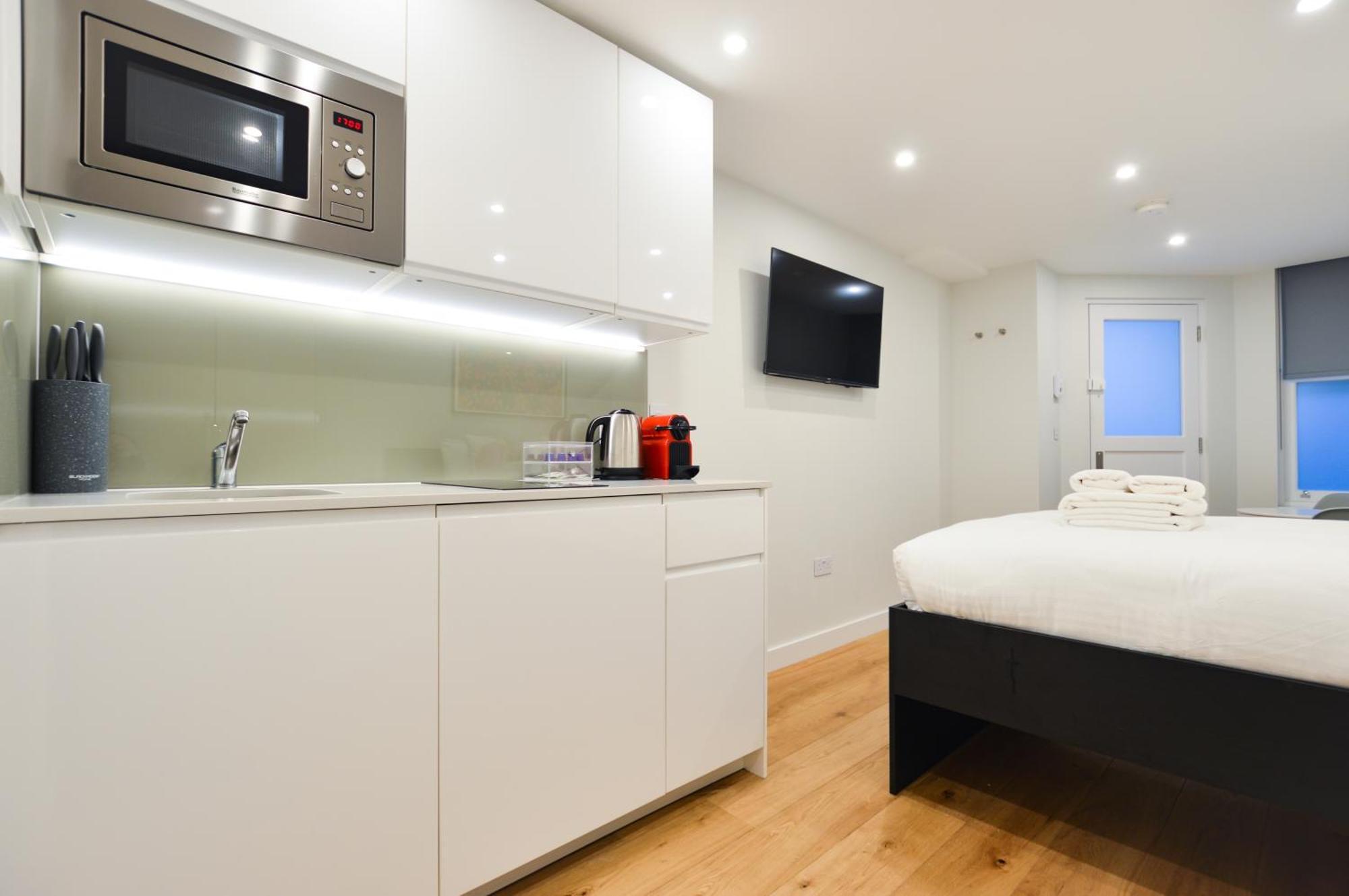 Earls Court East Serviced Apartments By Stayprime 런던 외부 사진